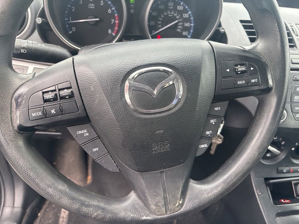 Used 2013 MAZDA MAZDA3 i Sport image 2