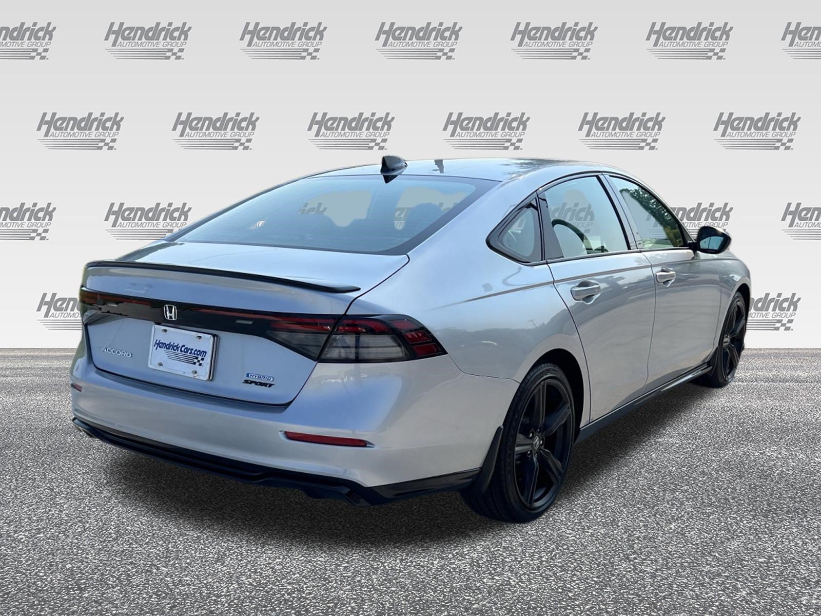 Used 2025 Honda Accord Sport image 9