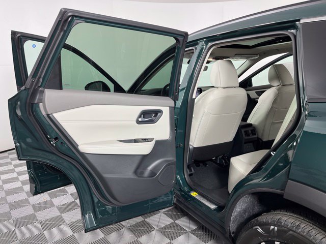 New 2026 Nissan Rogue Dark Armor FWD image 41