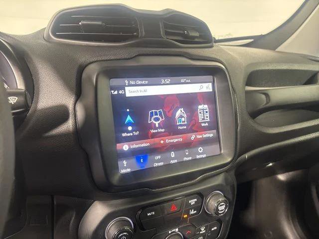 Certified 2023 Jeep Renegade Latitude AWD/4WD image 18