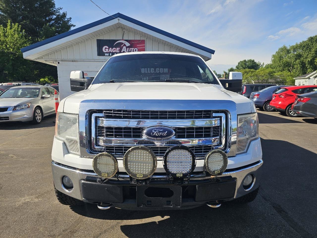Used 2014 Ford F150 XLT w/ Equipment Group 302A Luxury AWD/4WD image 3