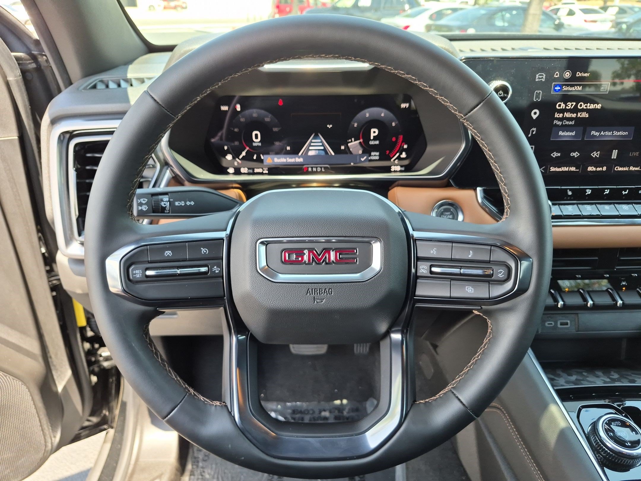 Used 2025 GMC Canyon AT4 w/ Nightfall Edition AWD/4WD image 18