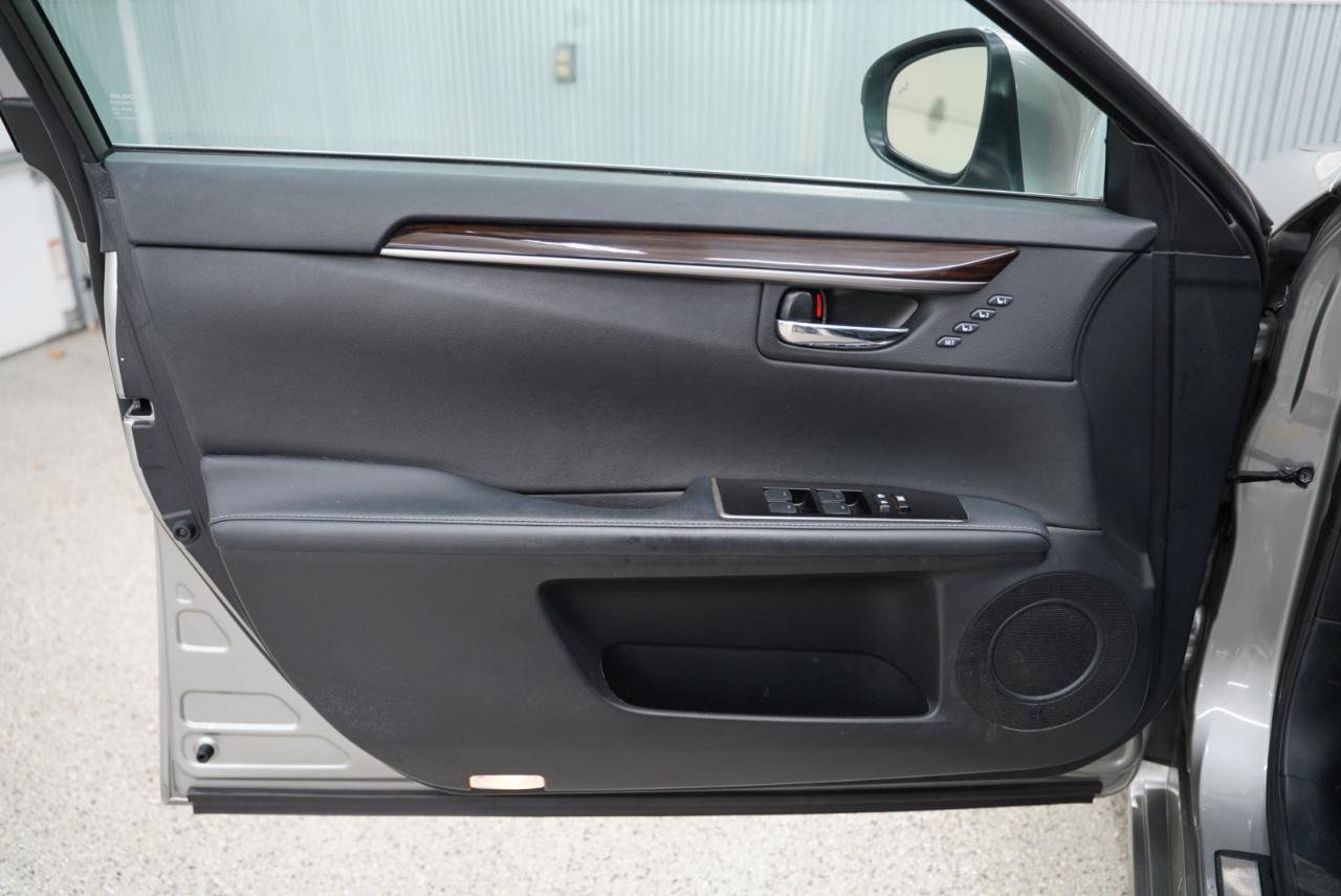 Used 2016 Lexus ES 350 FWD image 30