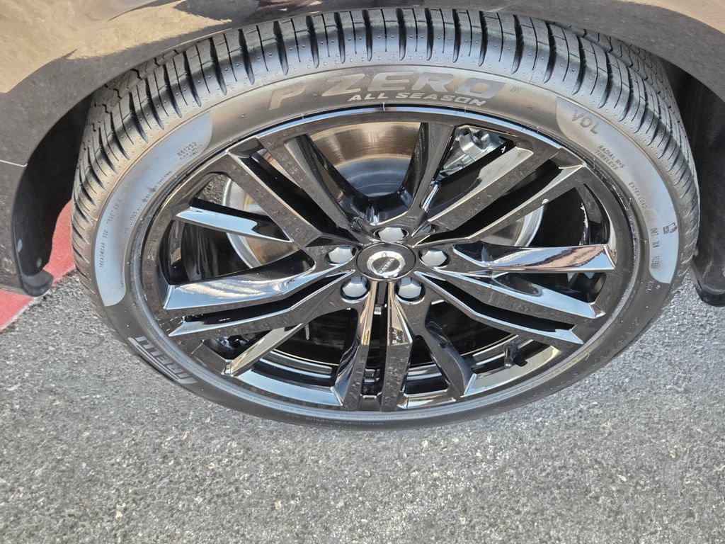 Certified 2024 Volvo S60 T8 Plus w/ Climate Package AWD/4WD image 10