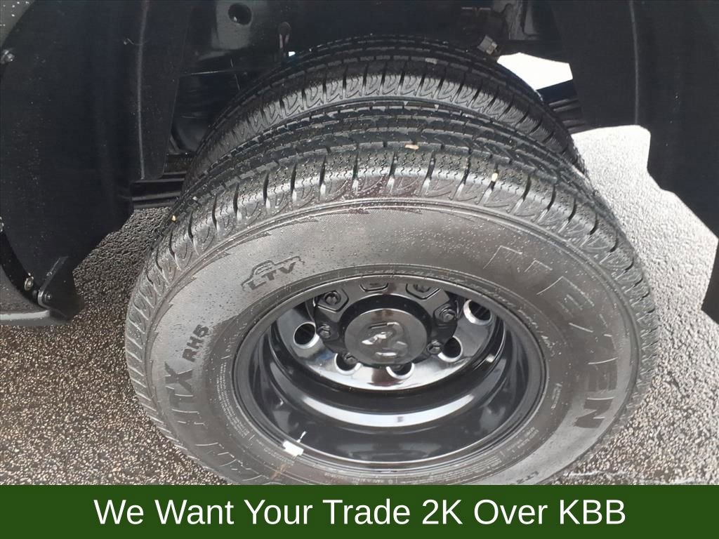 Used 2025 RAM 3500 Limited image 7
