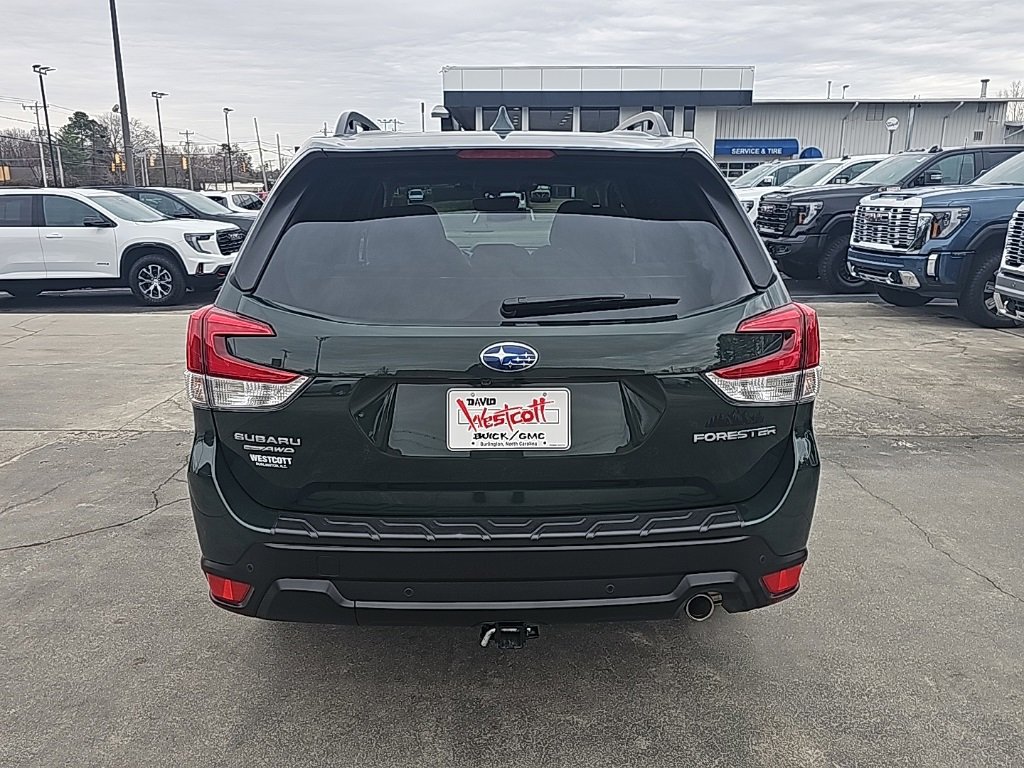 Used 2022 Subaru Forester Limited image 5