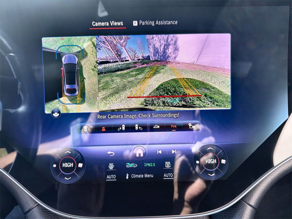 Used 2023 Mercedes-Benz EQS 580 4MATIC Sedan image 23