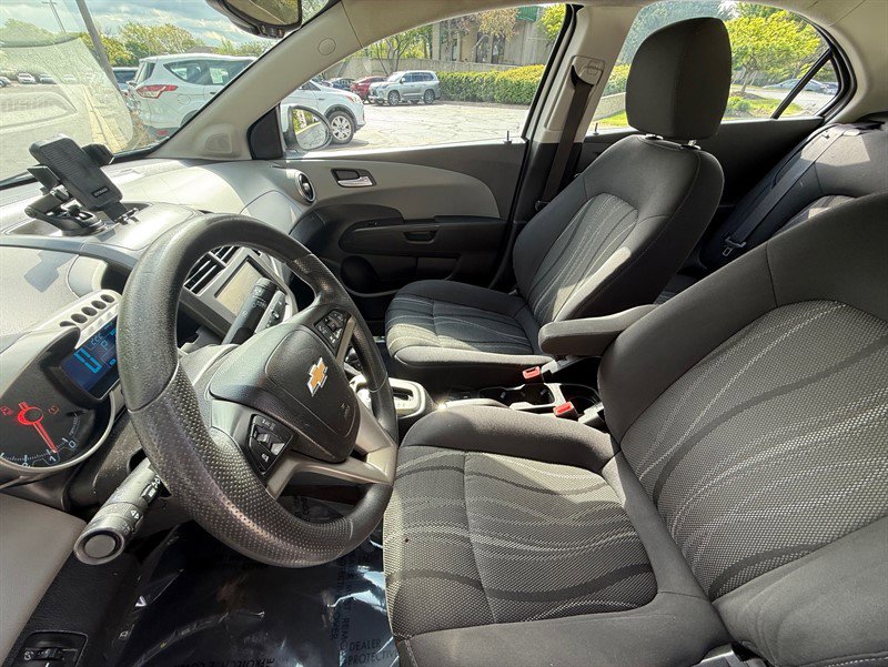 Used 2016 Chevrolet Sonic LT FWD image 14