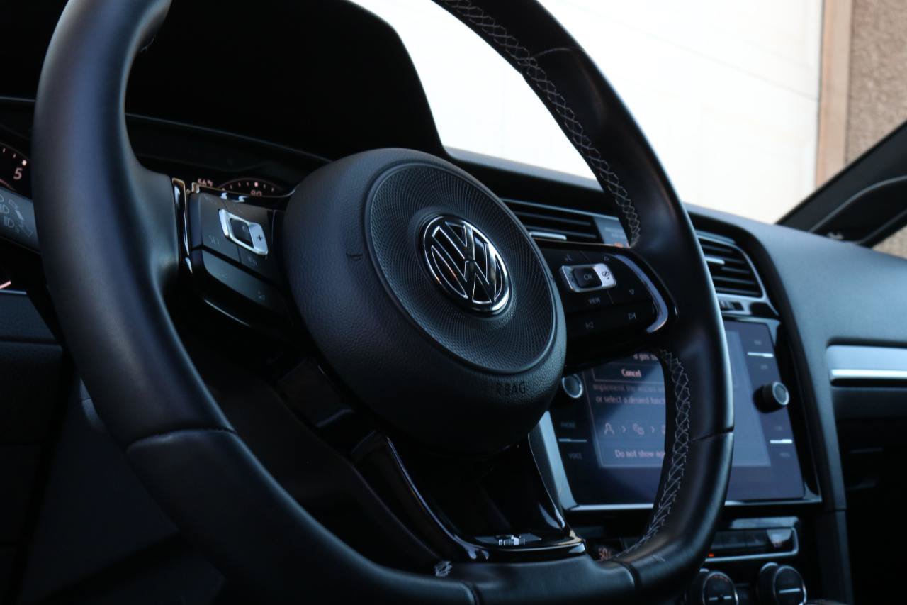 Used 2019 Volkswagen Golf 4-Door AWD/4WD image 34