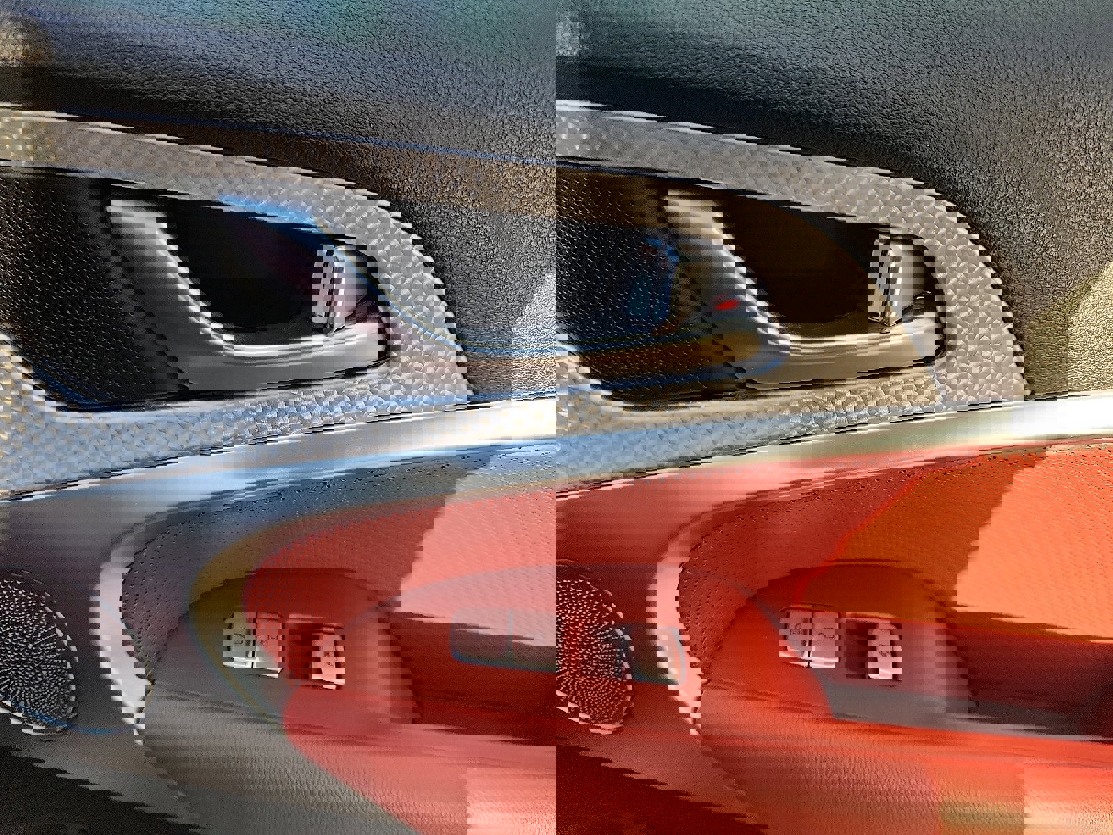 Used 2023 Genesis G70 2.0T w/ Sport Prestige Package image 34