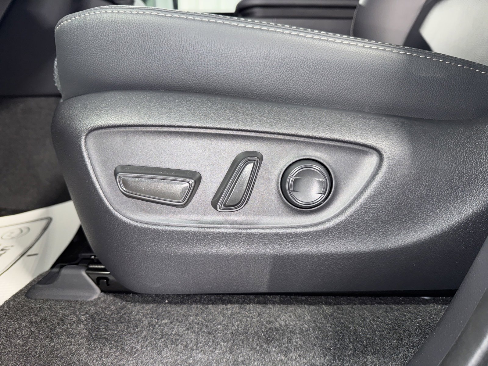 New 2026 Toyota Land Cruiser Base w/ Premium Package image 18