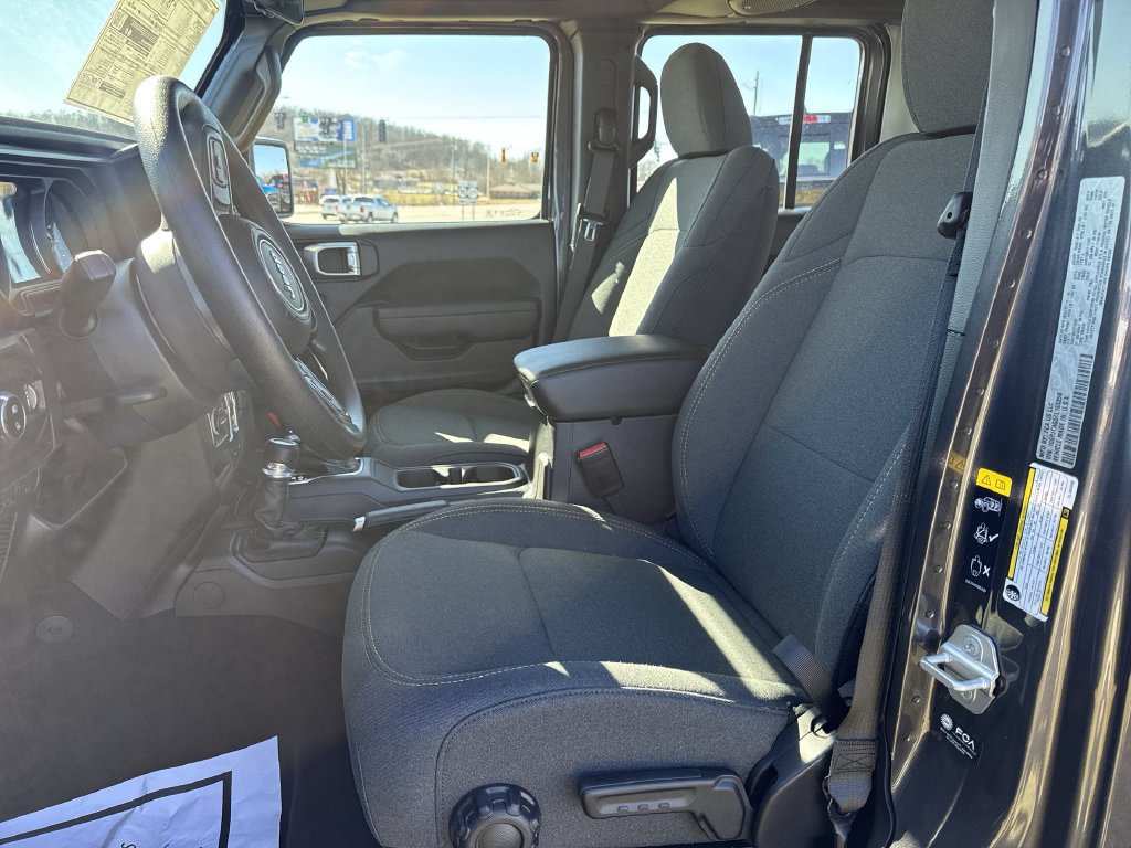 New 2026 Jeep Gladiator Sport AWD/4WD image 11