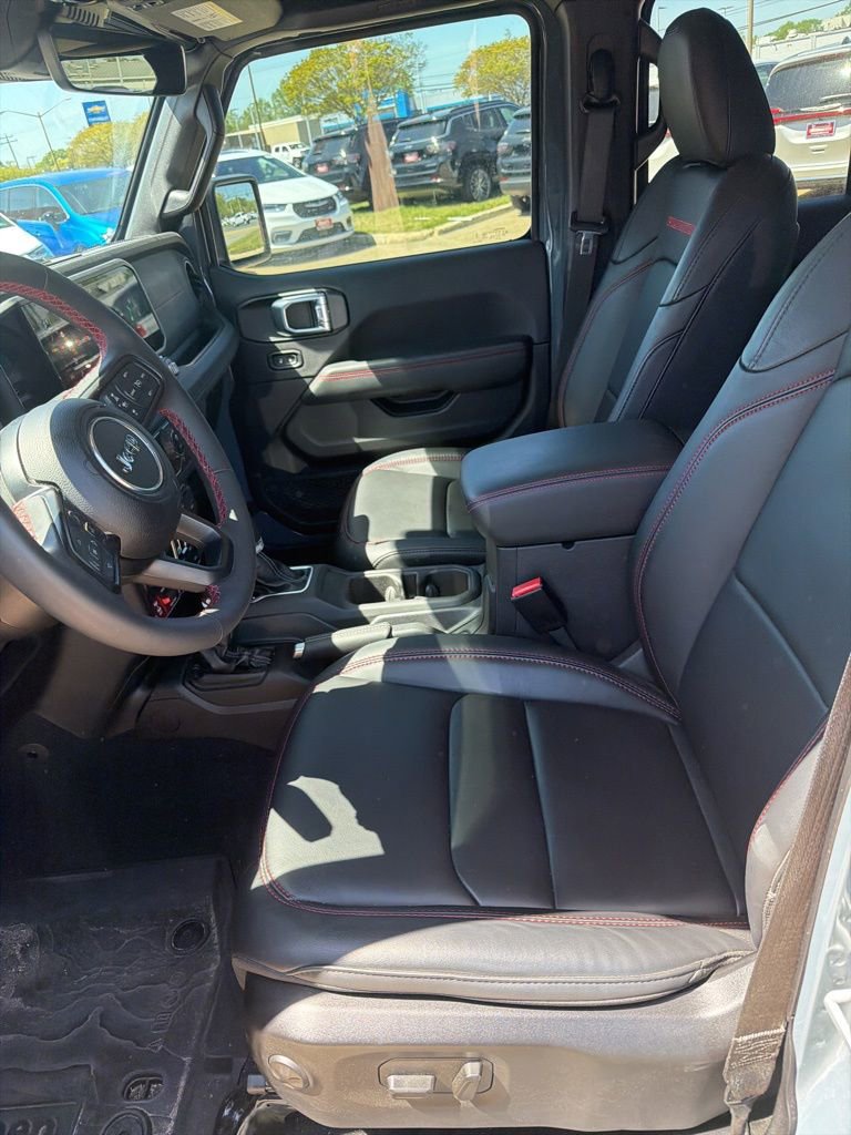 Used 2024 Jeep Wrangler Unlimited Rubicon image 15