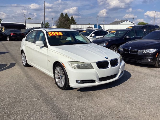 Used 2011 BMW 328i Sedan image 2