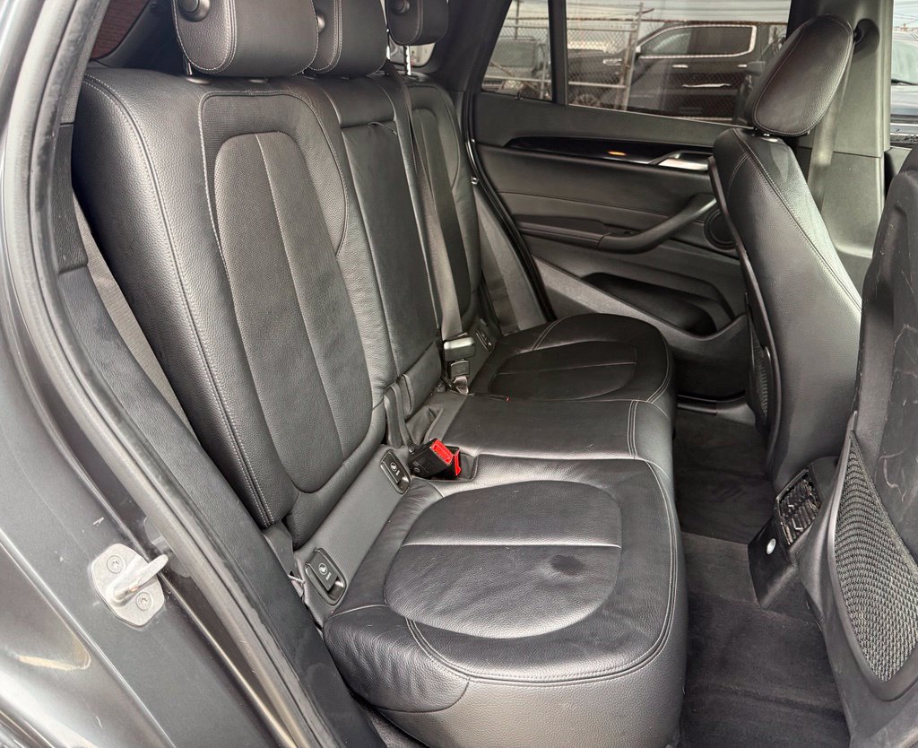Used 2018 BMW X1 xDrive28i AWD/4WD image 22