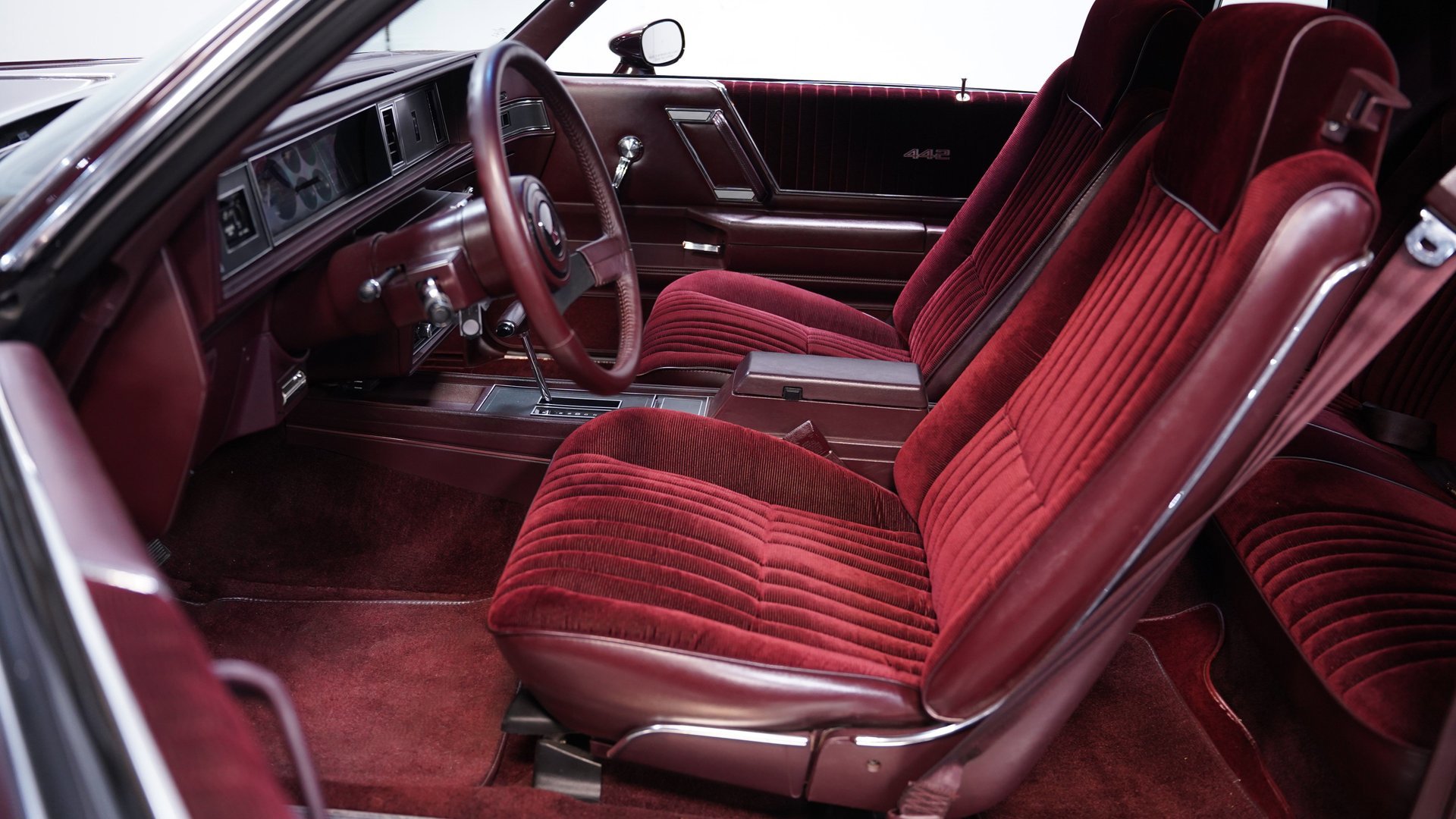Used 1987 Oldsmobile Cutlass Supreme Salon image 33