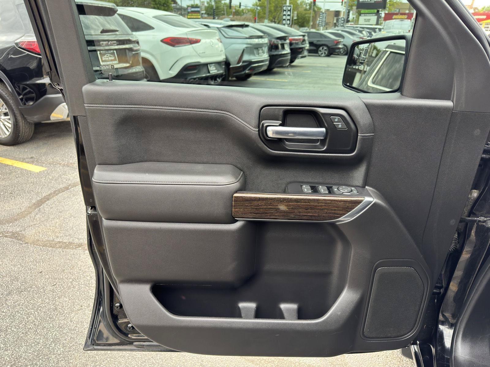 Used 2020 GMC Sierra 1500 SLE w/ Remote Start Package AWD/4WD image 17