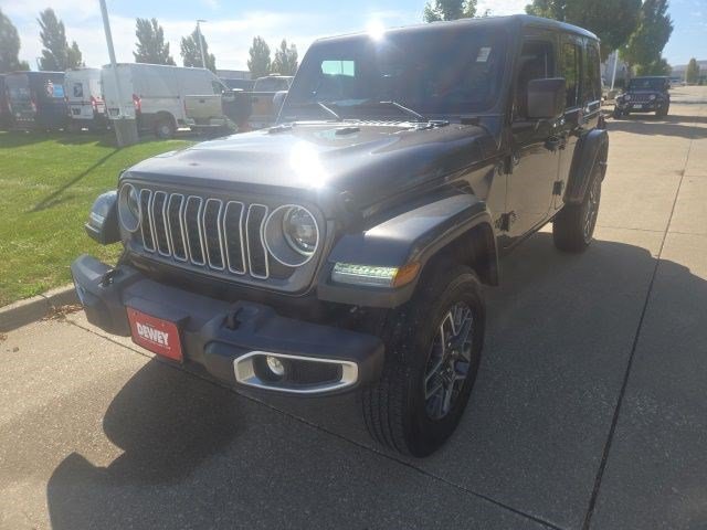 Certified 2025 Jeep Wrangler Unlimited Sahara AWD/4WD image 3