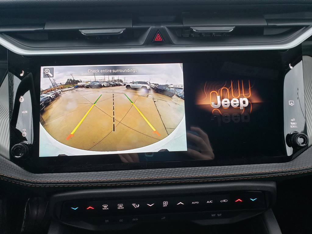 New 2026 Jeep Cherokee Limited AWD/4WD image 19