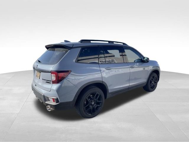 Used 2024 Honda Passport Black Edition image 8