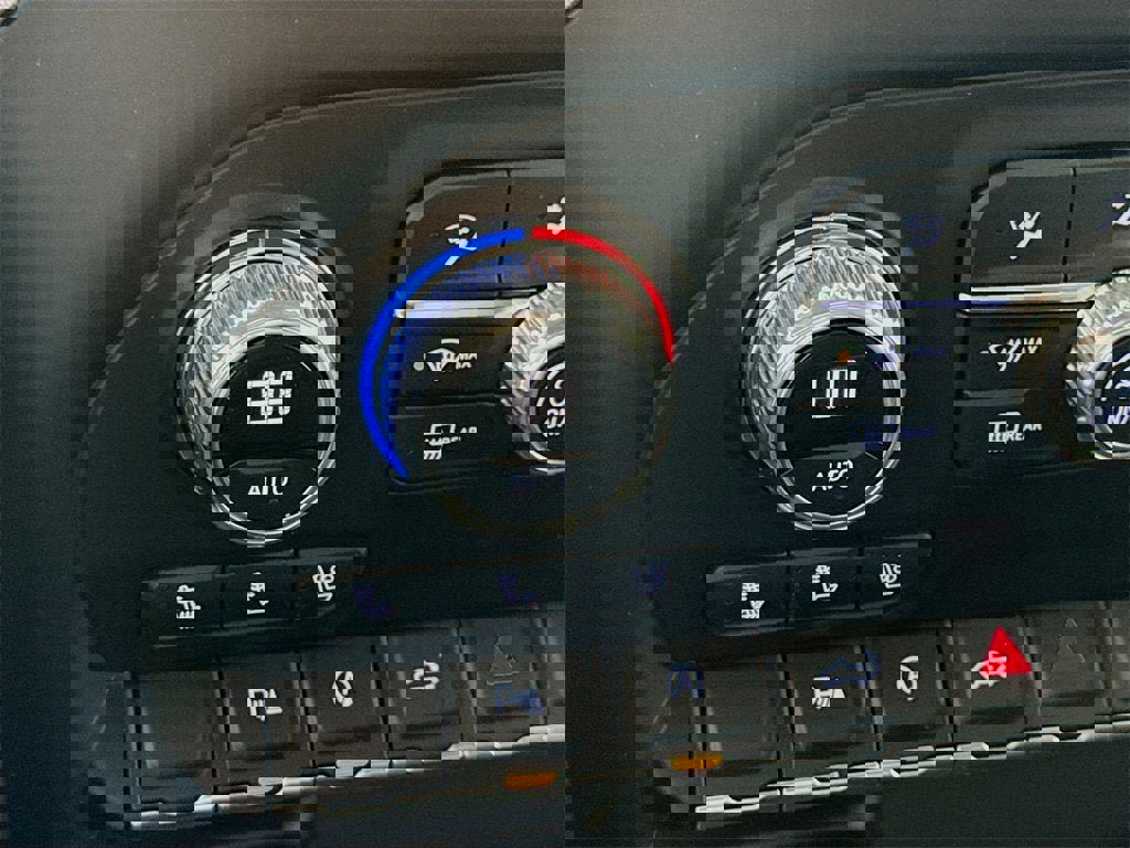 Used 2019 GMC Sierra 1500 SLT w/ SLT Premium Package image 13