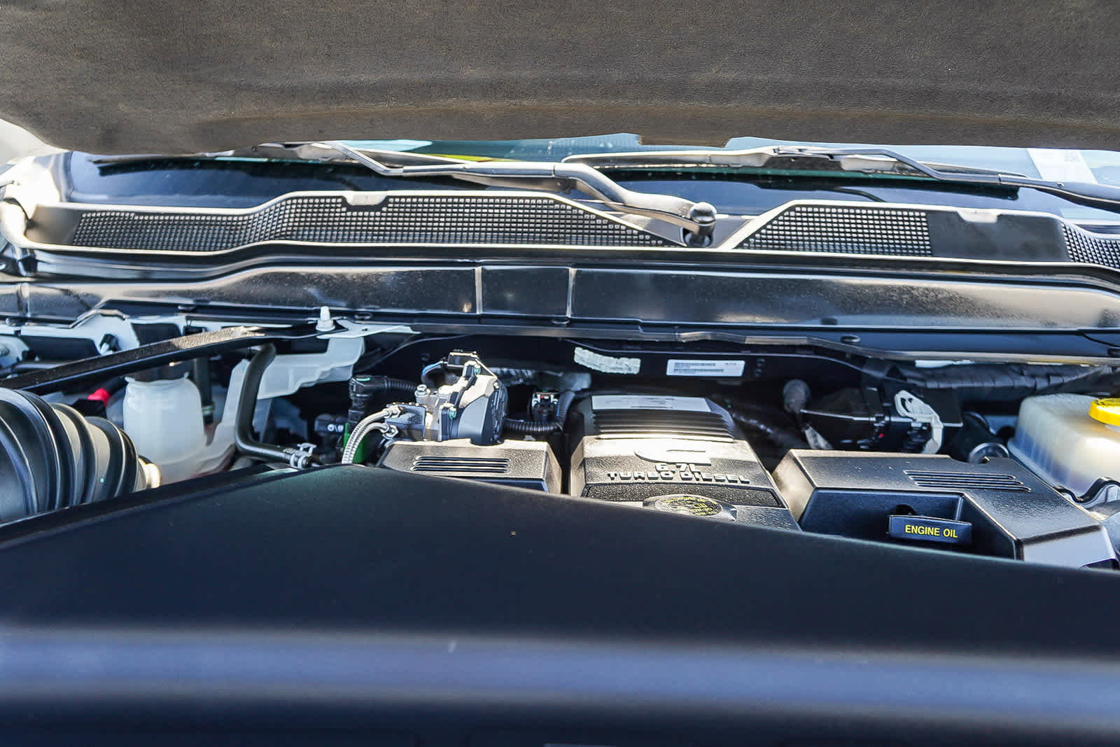 Used 2024 RAM 2500 Laramie image 30