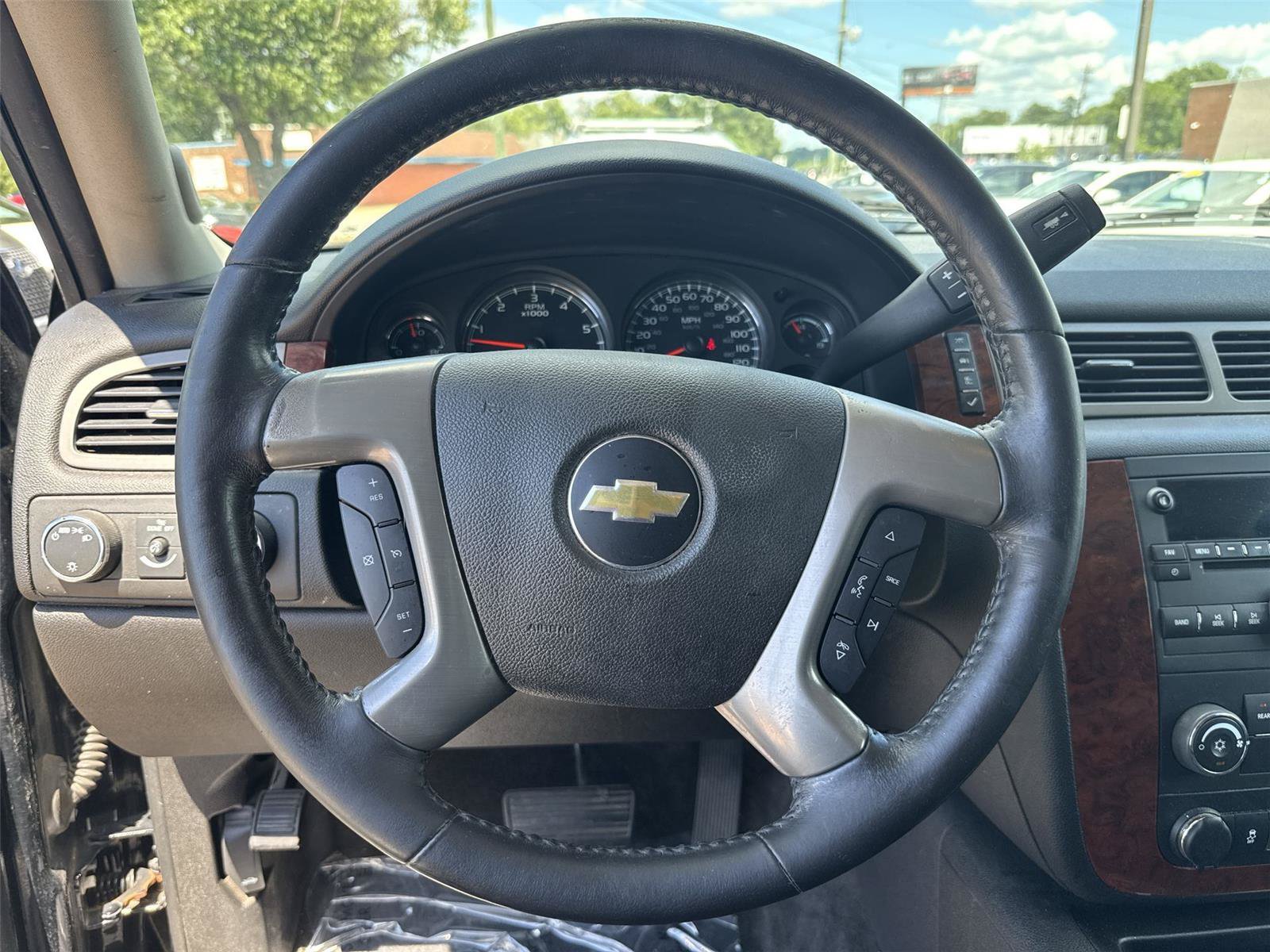Used 2012 Chevrolet Suburban LS AWD/4WD image 14