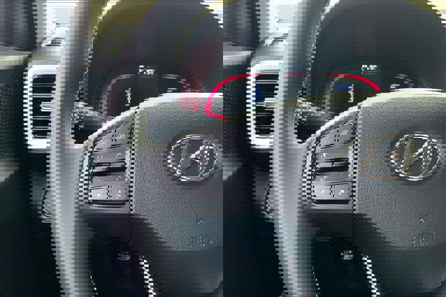 Certified 2025 Hyundai Venue Limited image 23