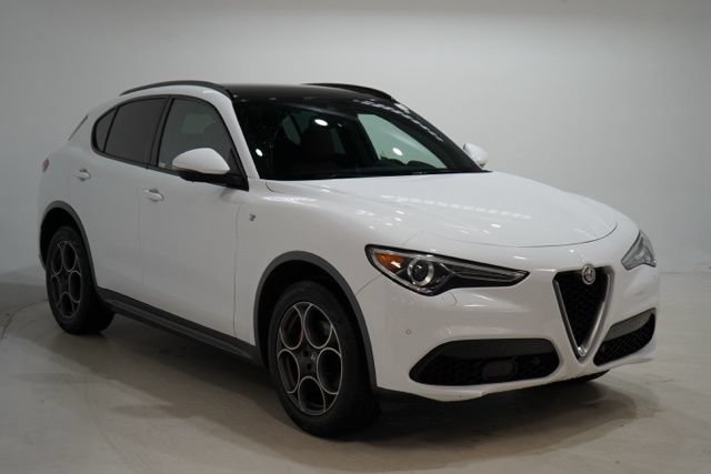 Used 2023 Alfa Romeo Stelvio Ti AWD/4WD video 2