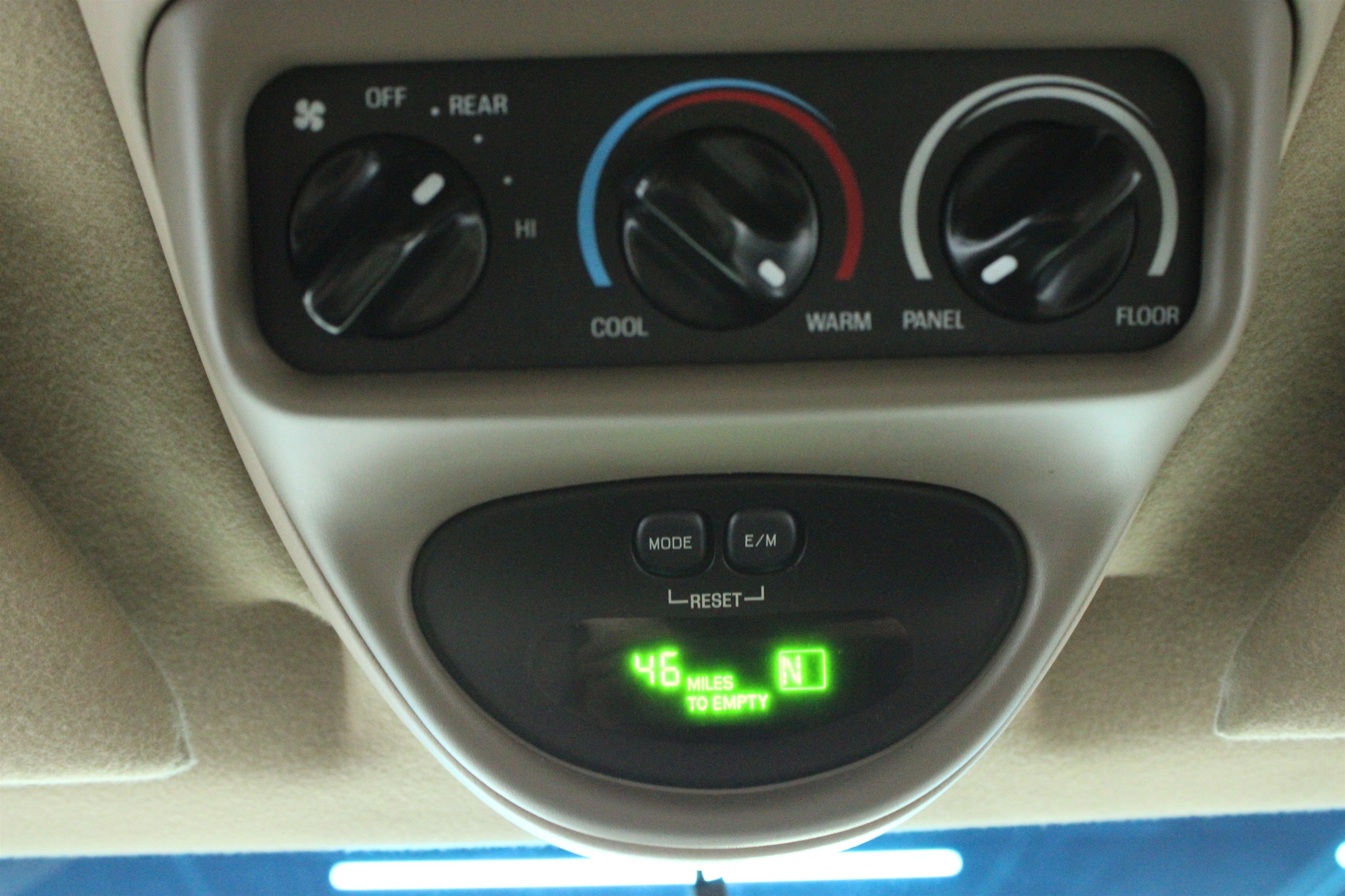 Used 2002 Ford Excursion Limited AWD/4WD image 19