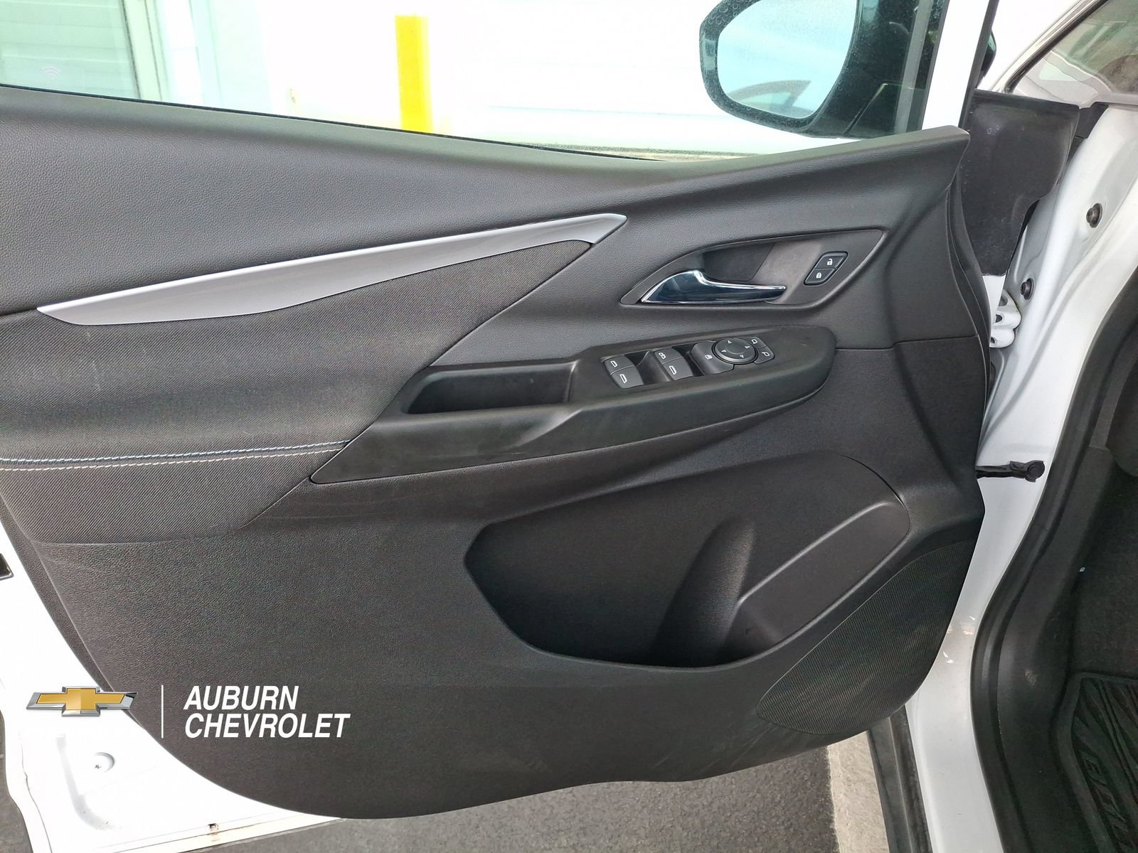 Certified 2022 Chevrolet Bolt LT FWD image 9