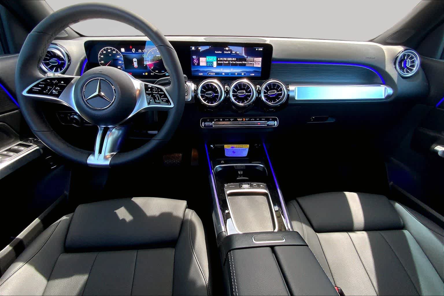 Used 2025 Mercedes-Benz GLB 250 image 8