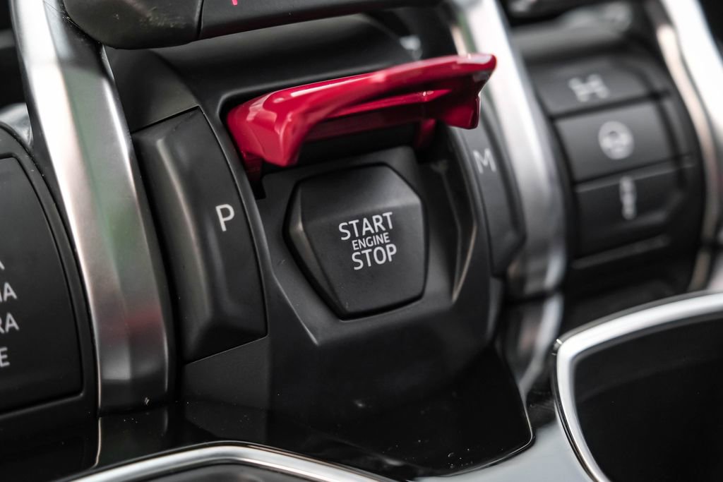 Used 2022 Lamborghini Urus image 21