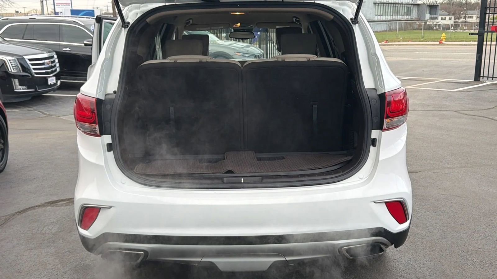 Used 2017 Hyundai Santa Fe SE image 44