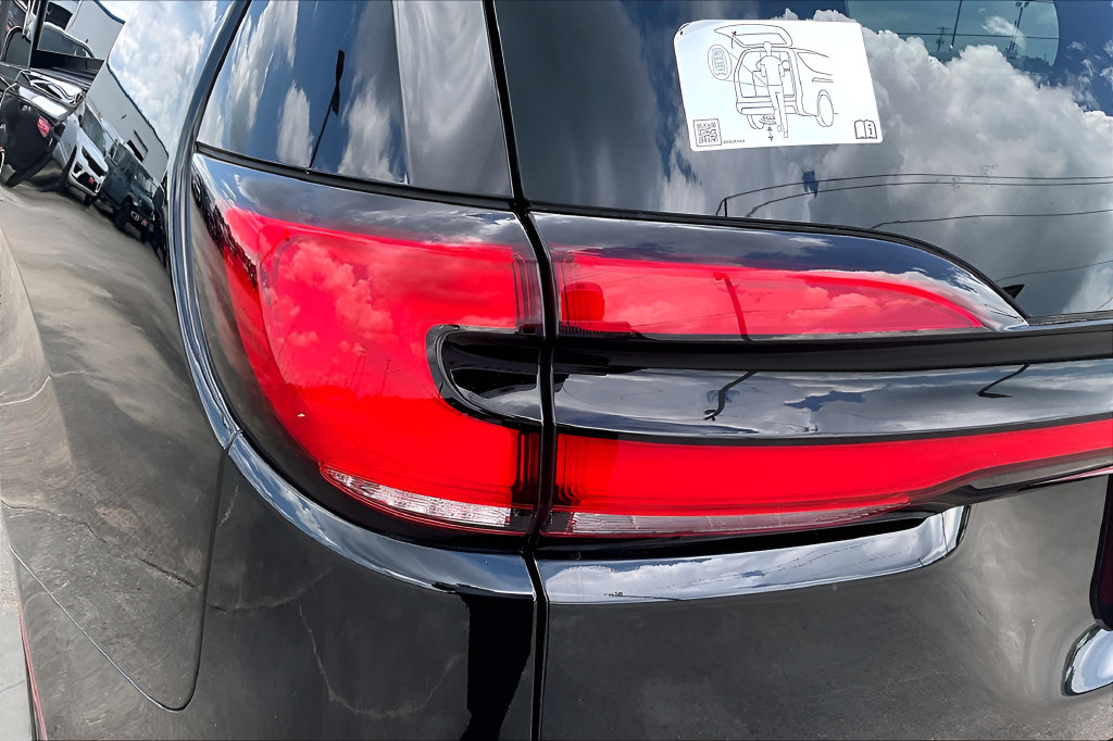 New 2025 Chrysler Pacifica Premium FWD image 17