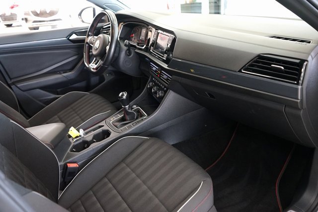Used 2019 Volkswagen Jetta GLI image 43