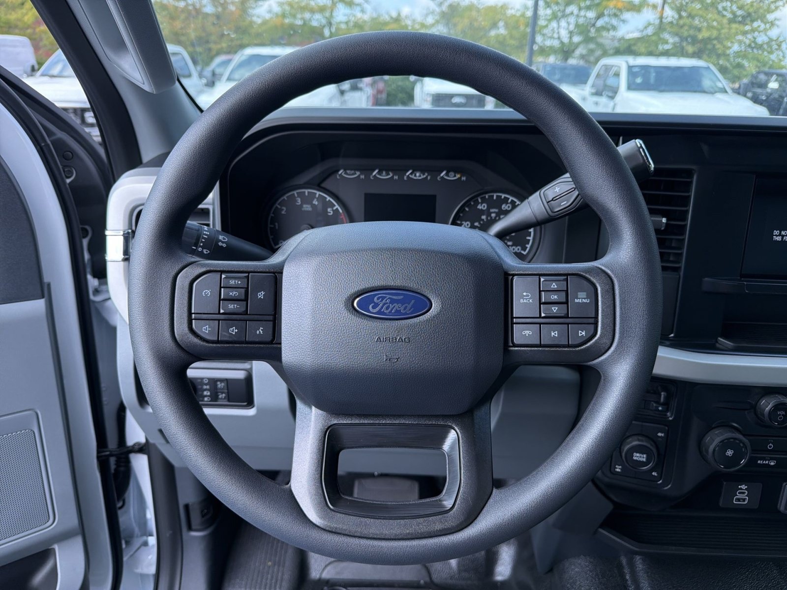 New 2027 Ford F350 XL w/ 360-Degree Camera Package AWD/4WD image 25