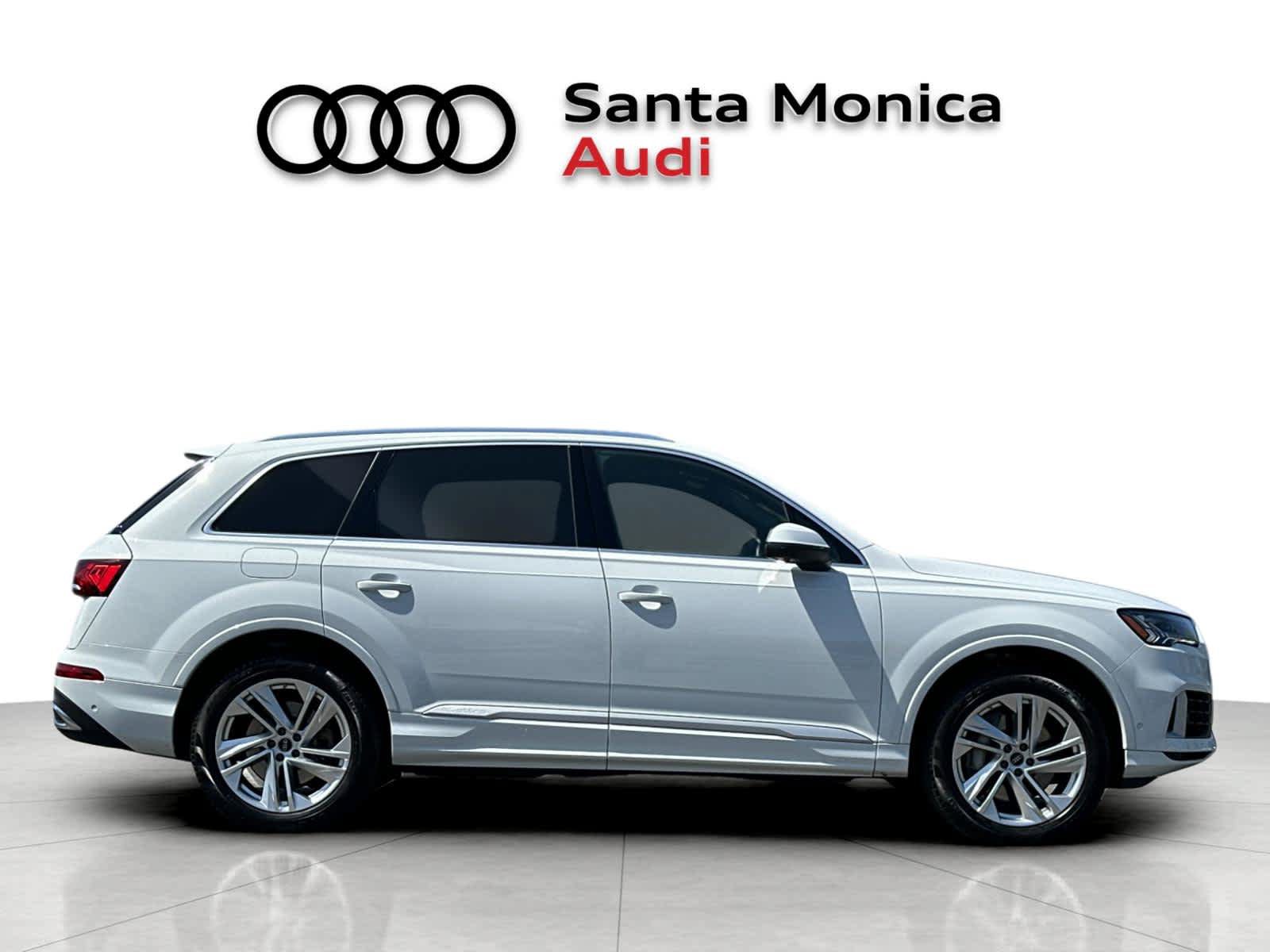 Used 2023 Audi Q7 3.0T Premium w/ Convenience Package AWD/4WD image 8