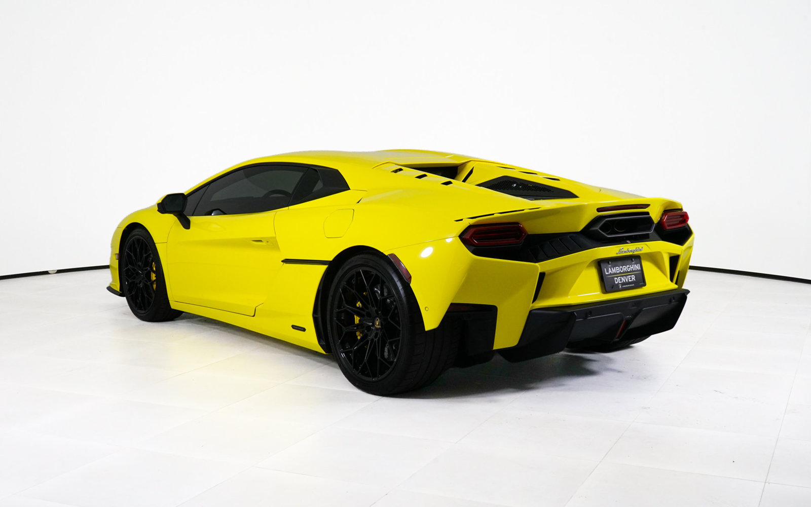 Used 2026 Lamborghini Temerario AWD/4WD image 3