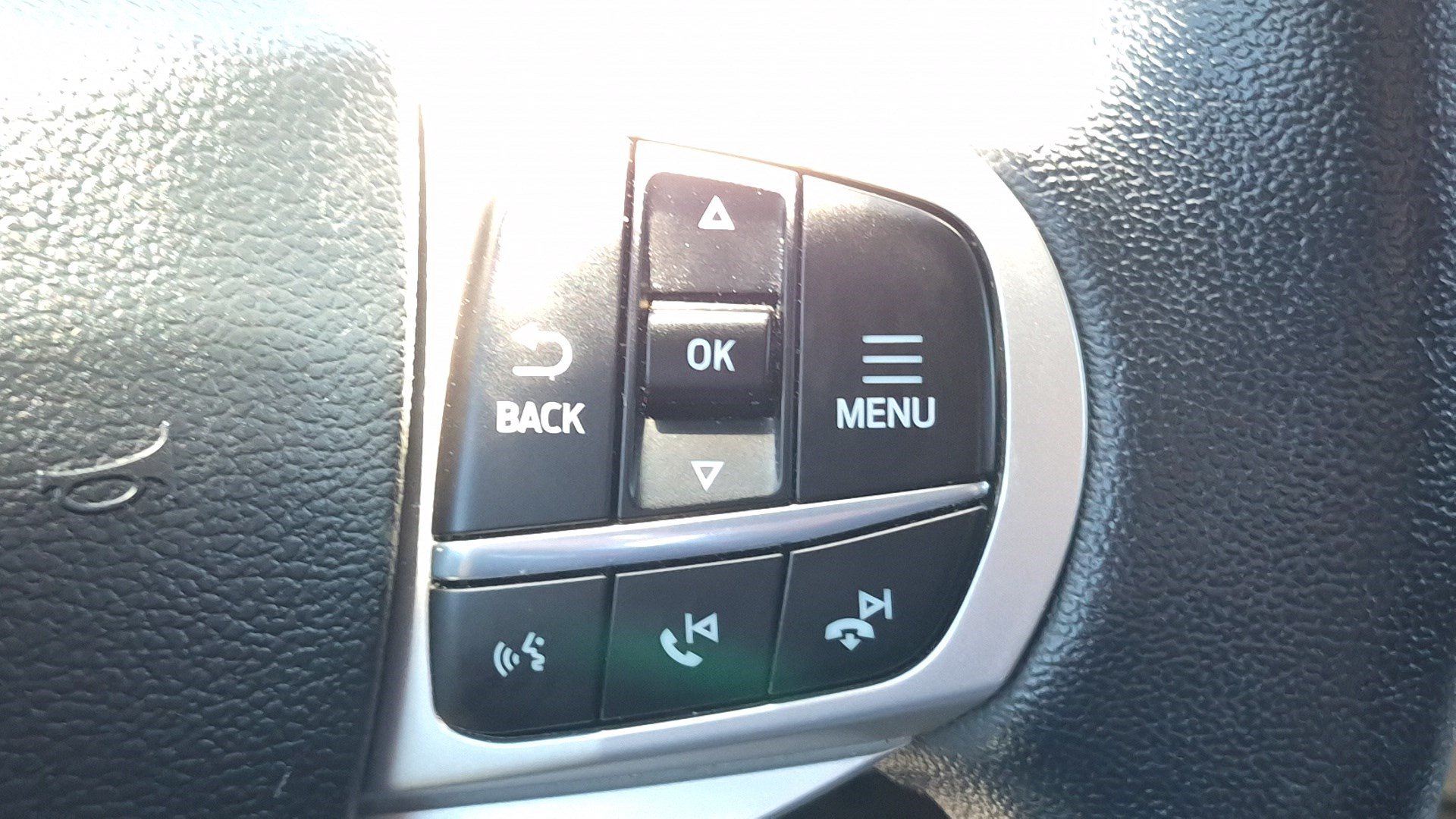 Used 2023 Ford Explorer Limited RWD image 19