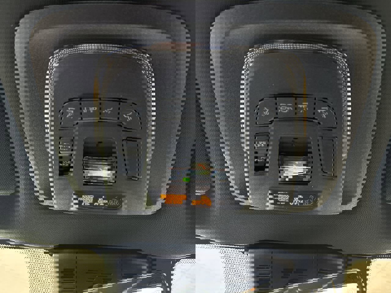 New 2025 Toyota Crown Signia image 16