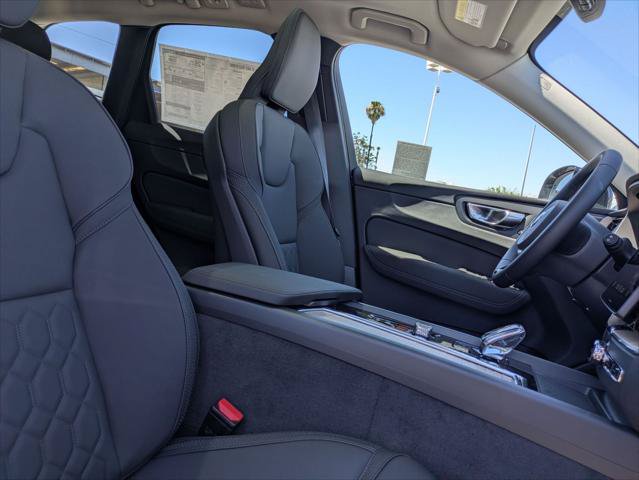 New 2026 Volvo XC60 B5 Plus w/ Climate Package PRO AWD/4WD image 14