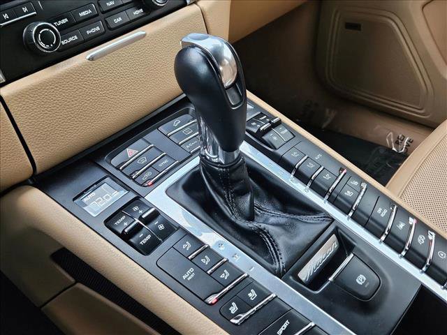 Used 2018 Porsche Macan Sport Edition image 12