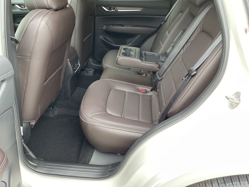 New 2025 MAZDA CX-5 Signature image 12