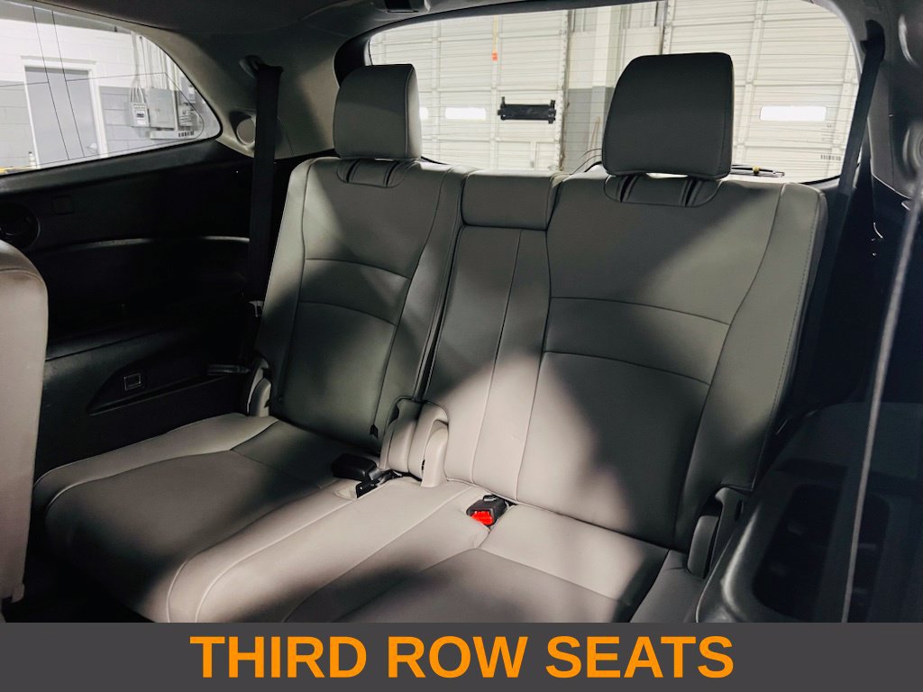 Used 2017 Honda Pilot Touring image 11