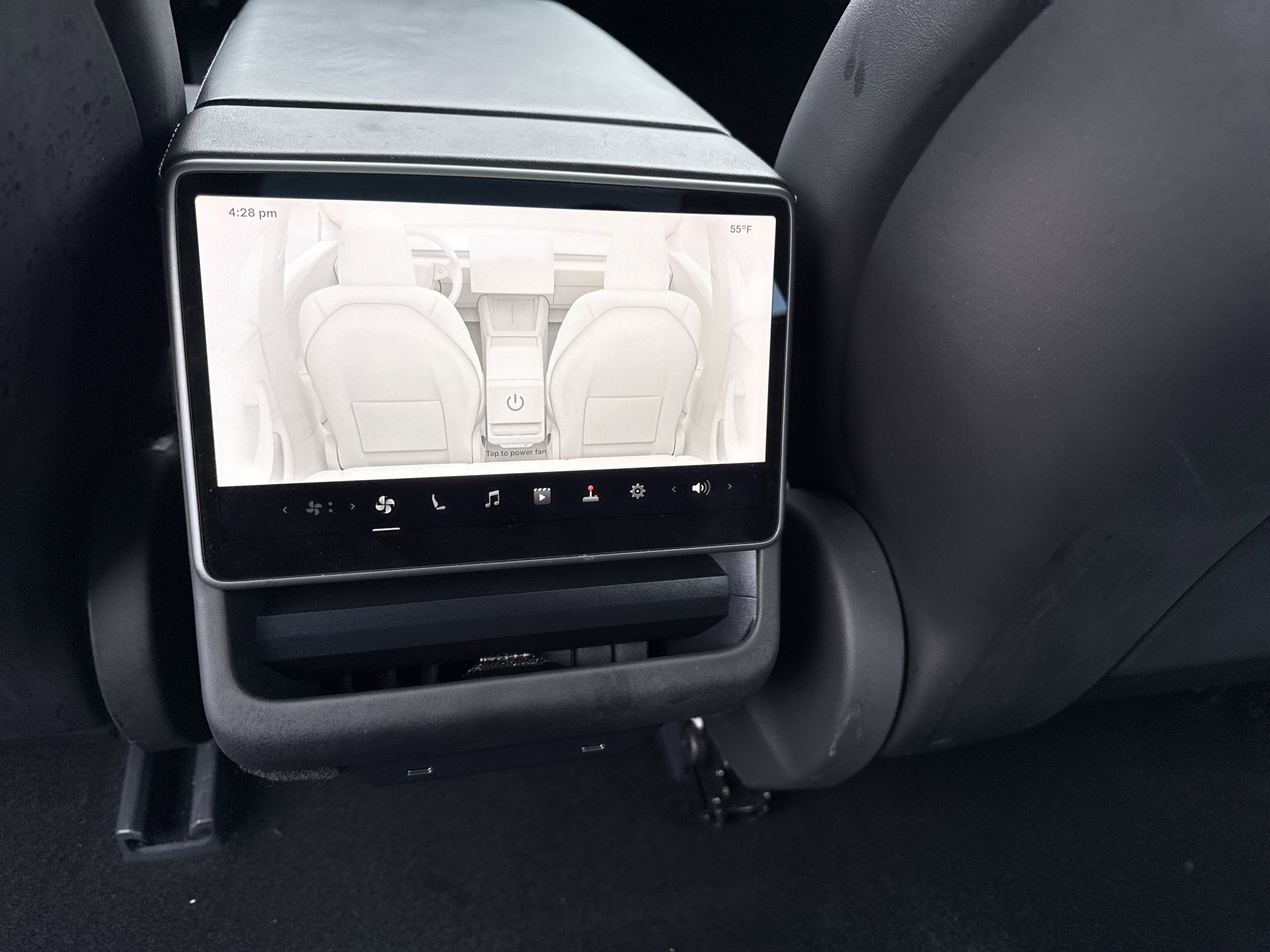 Used 2024 Tesla Model 3 Standard Range image 29