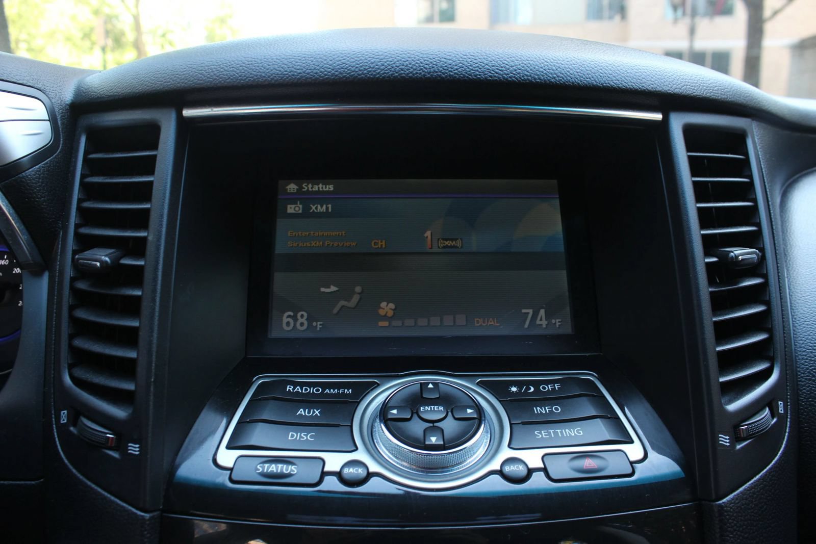 Used 2016 INFINITI QX70 AWD image 34