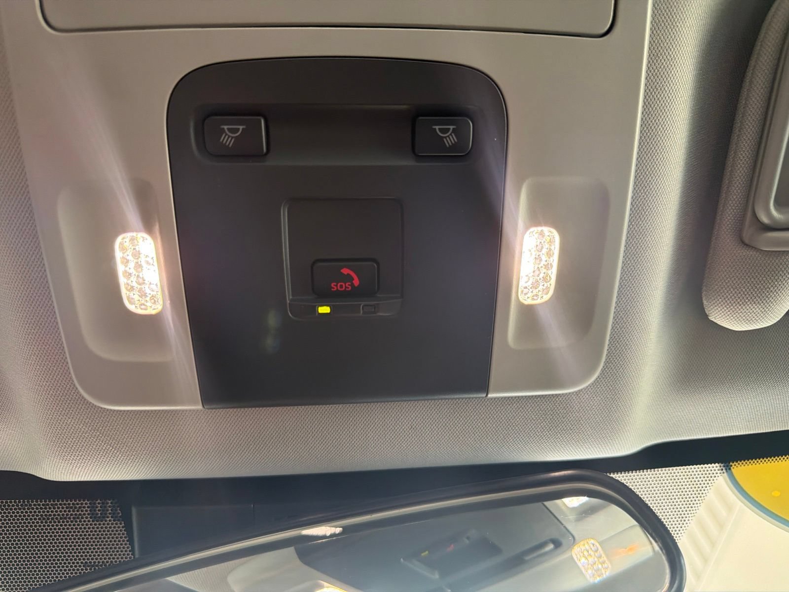 Used 2025 Toyota Camry LE FWD image 25