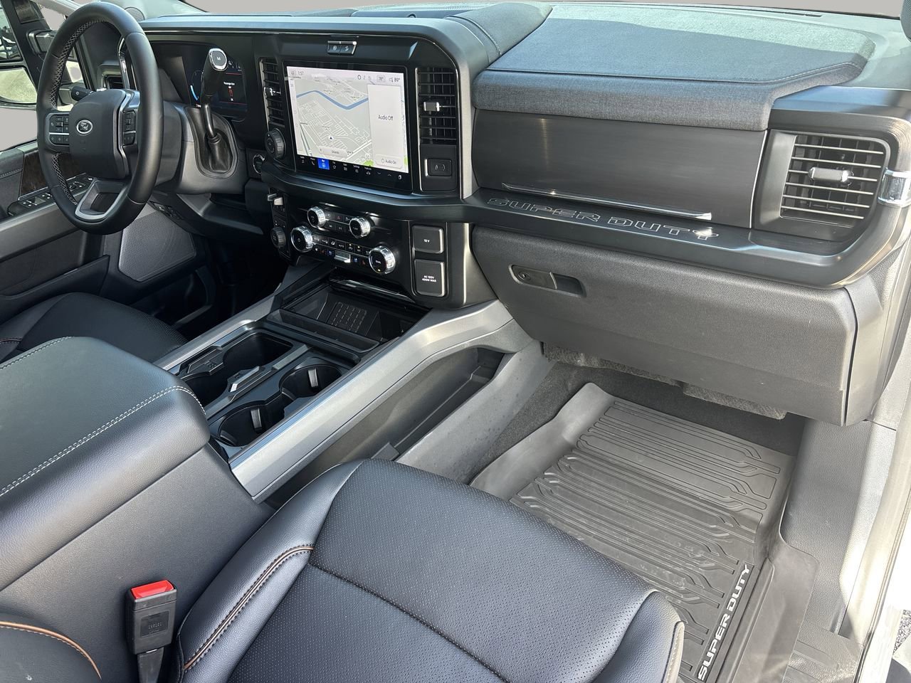 Used 2026 Ford F250 Lariat w/ Black Appearance Package image 10