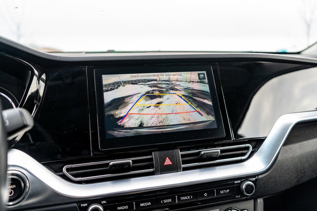 Used 2021 Kia Niro EX w/ Cold Weather Package image 28